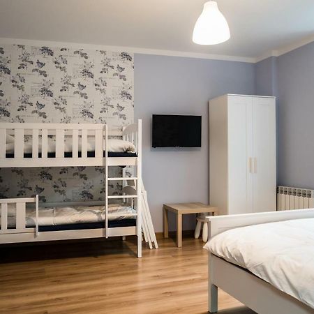 Hostel Pod Roza Zator Exteriör bild
