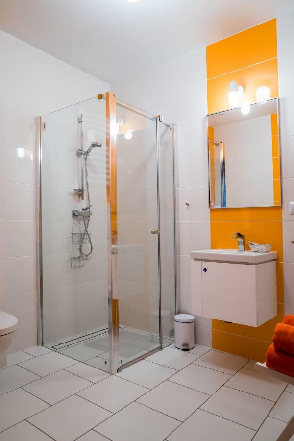 Hostel Pod Roza Zator Exteriör bild