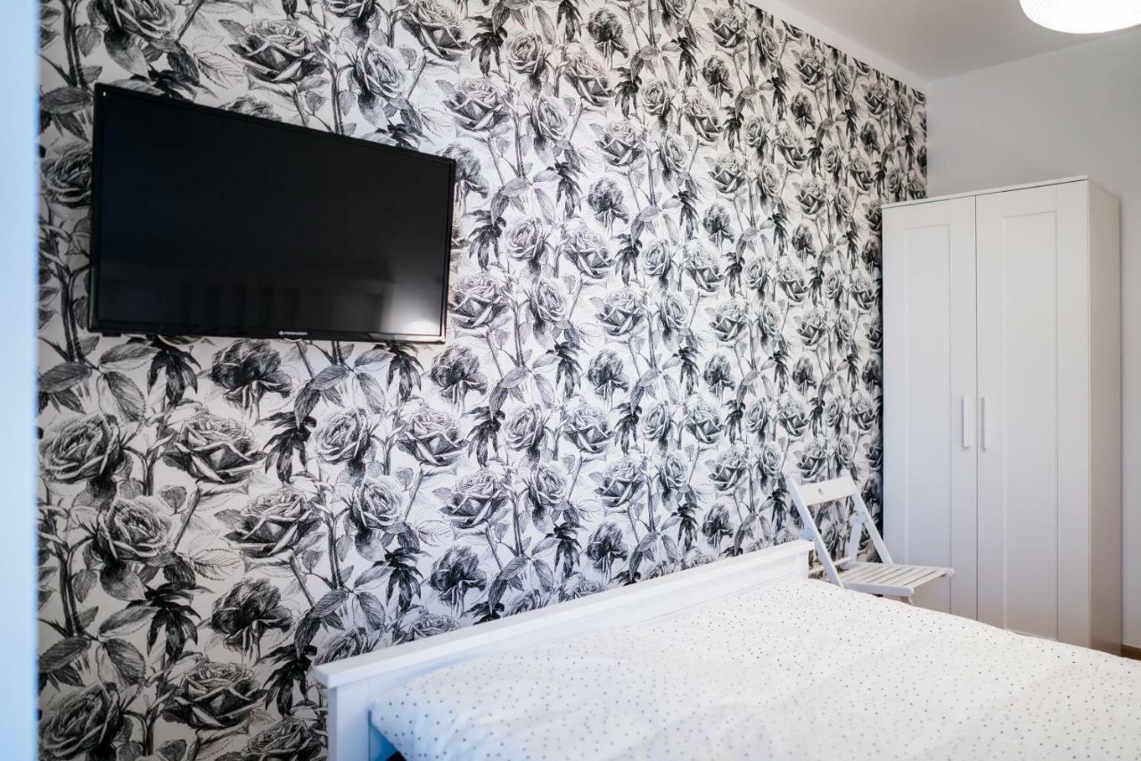 Hostel Pod Roza Zator Exteriör bild