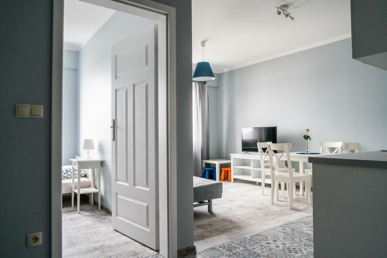 Hostel Pod Roza Zator Exteriör bild